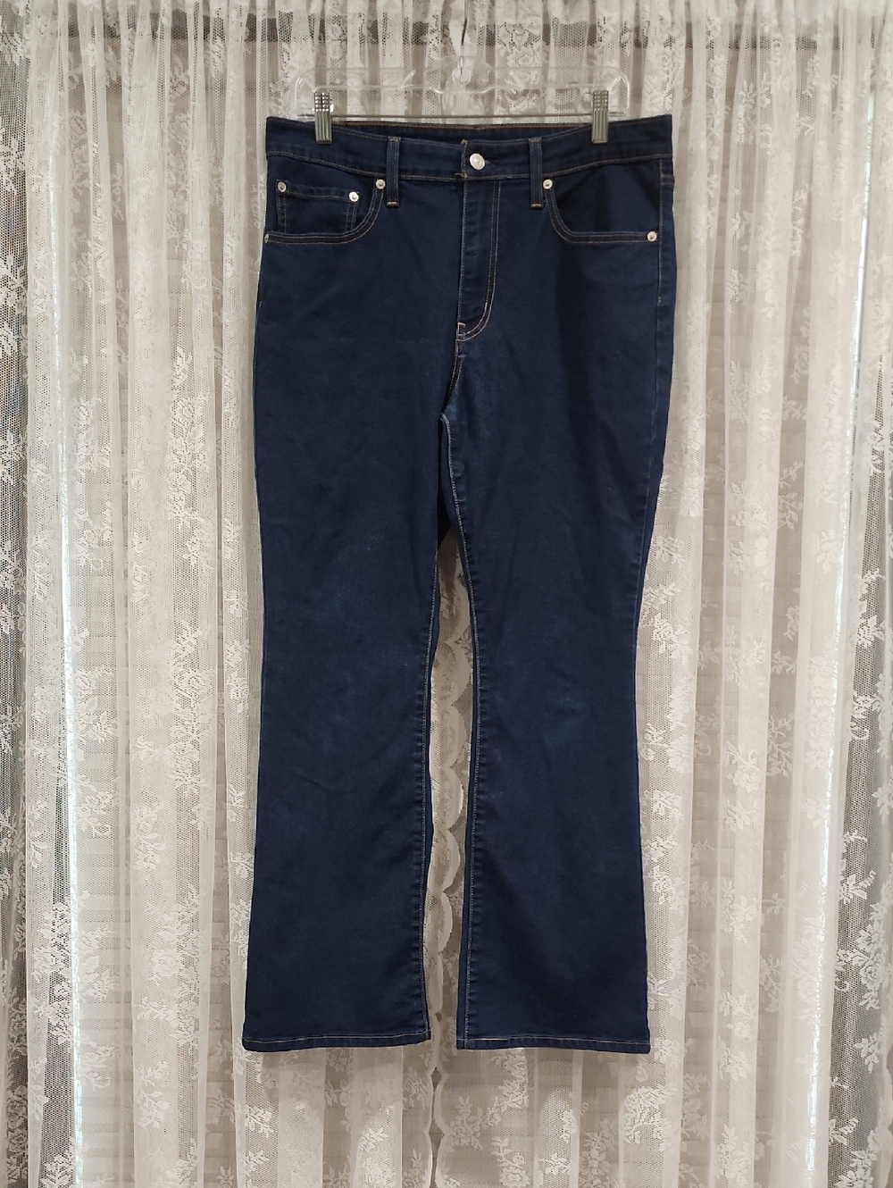 LEVIS JEANS